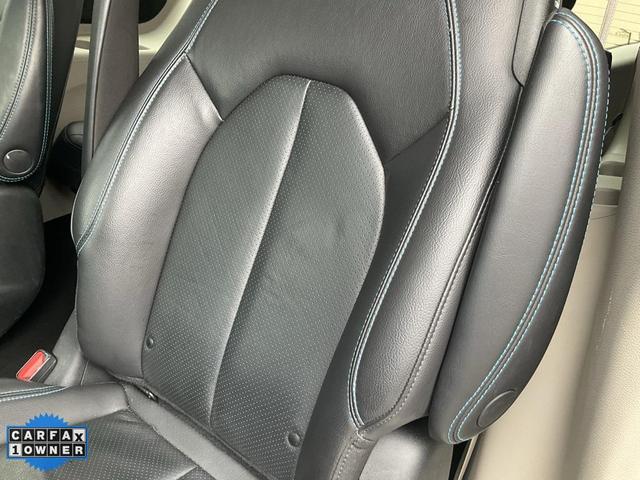 Photo of 2021 Bright White Clearcoat Chrysler Pacifica Hybrid