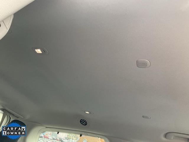 Photo of 2021 Bright White Clearcoat Chrysler Pacifica Hybrid