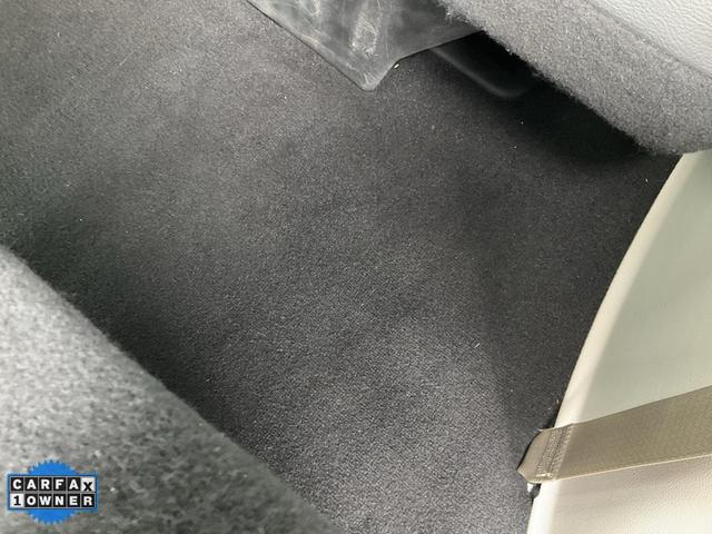 Photo of 2021 Bright White Clearcoat Chrysler Pacifica Hybrid