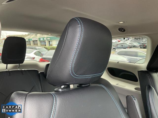 Photo of 2021 Bright White Clearcoat Chrysler Pacifica Hybrid