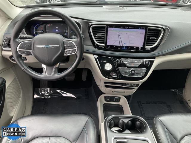Photo of 2021 Bright White Clearcoat Chrysler Pacifica Hybrid