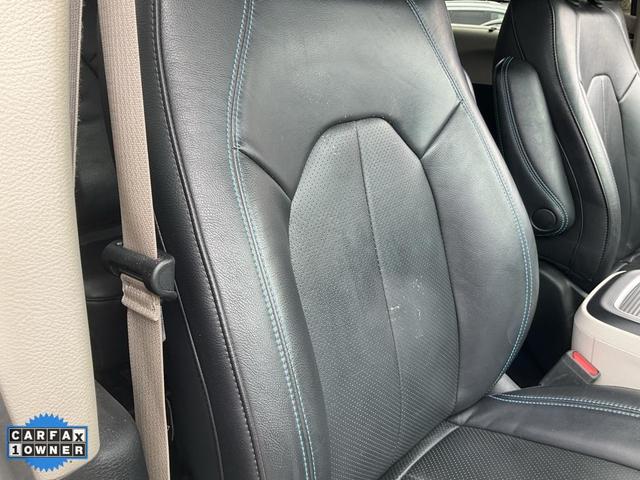 Photo of 2021 Bright White Clearcoat Chrysler Pacifica Hybrid