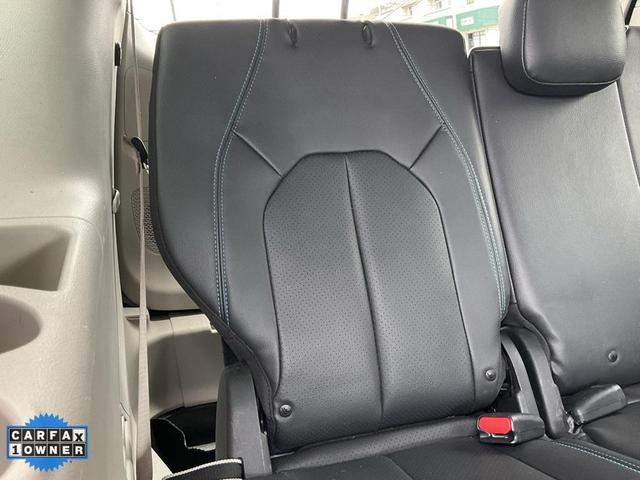 Photo of 2021 Bright White Clearcoat Chrysler Pacifica Hybrid