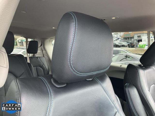 Photo of 2021 Bright White Clearcoat Chrysler Pacifica Hybrid