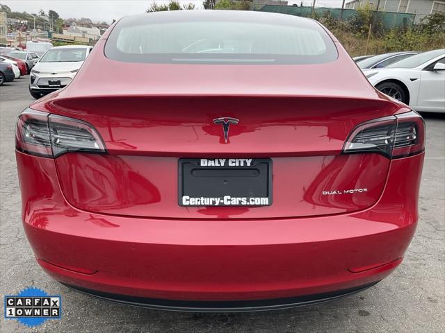 Photo of 2019 Red Multi-Coat Tesla Model 3