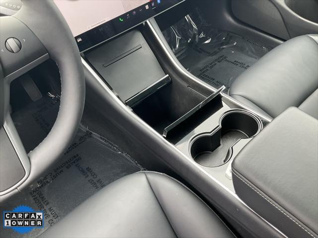Photo of 2019 Red Multi-Coat Tesla Model 3