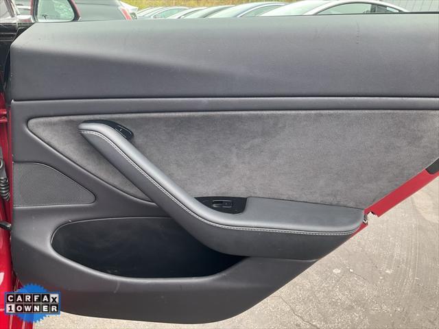 Photo of 2019 Red Multi-Coat Tesla Model 3