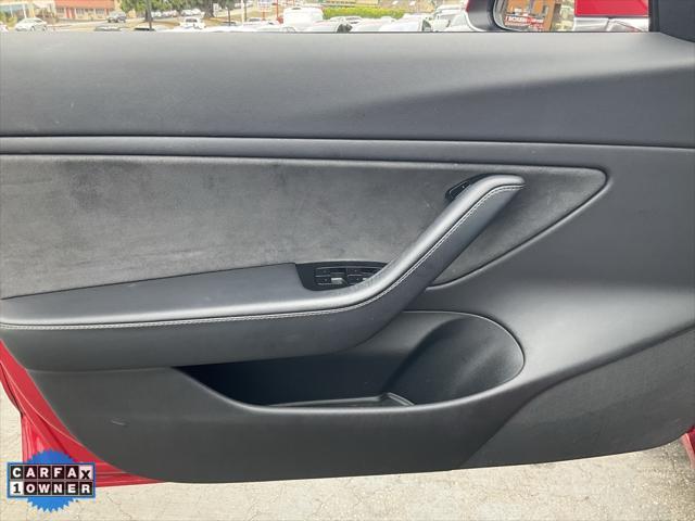 Photo of 2019 Red Multi-Coat Tesla Model 3