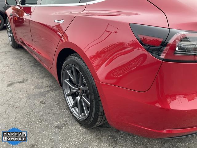 Photo of 2019 Red Multi-Coat Tesla Model 3