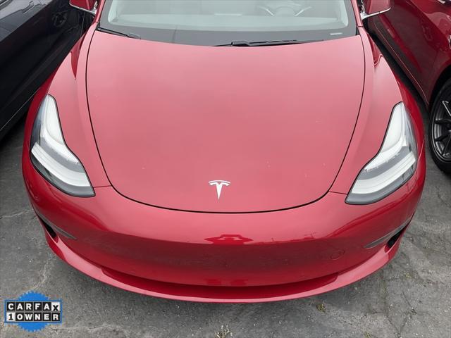 Photo of 2019 Red Multi-Coat Tesla Model 3
