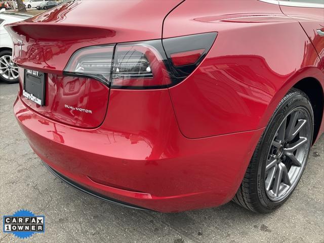Photo of 2019 Red Multi-Coat Tesla Model 3