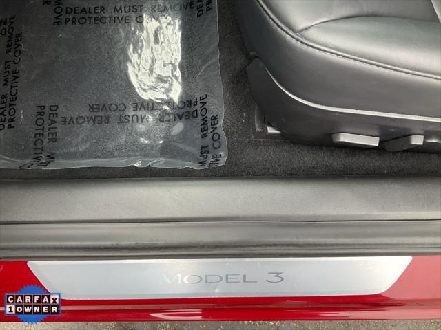Photo of 2019 Red Multi-Coat Tesla Model 3
