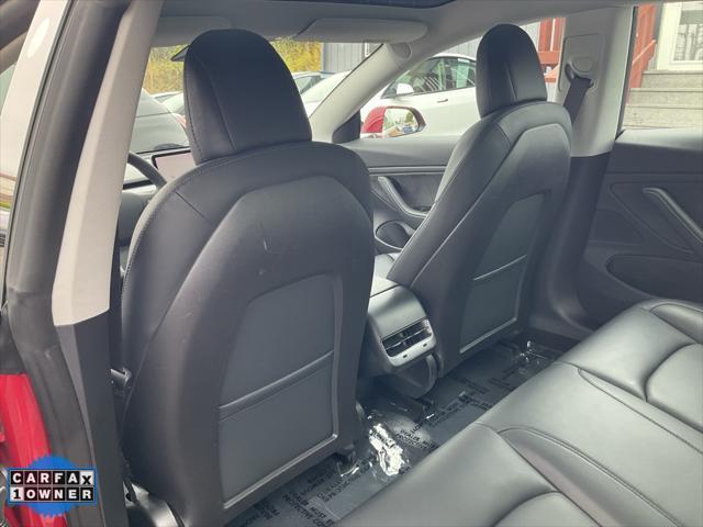Photo of 2019 Red Multi-Coat Tesla Model 3
