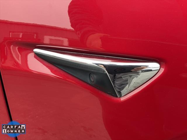Photo of 2019 Red Multi-Coat Tesla Model 3