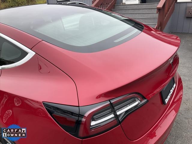 Photo of 2019 Red Multi-Coat Tesla Model 3