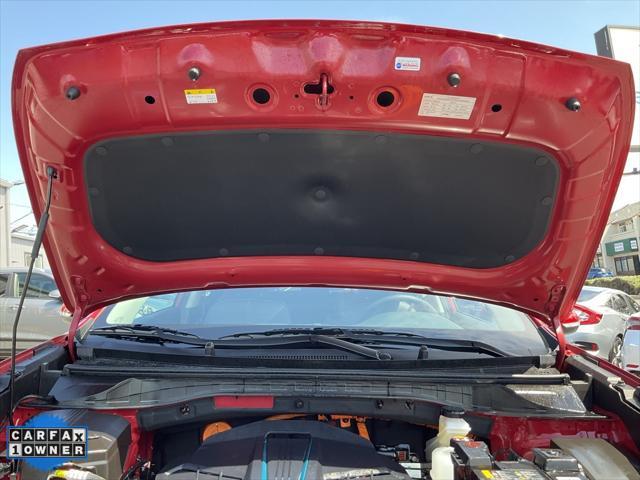 Photo of 2022 Runway Red Kia Niro EV