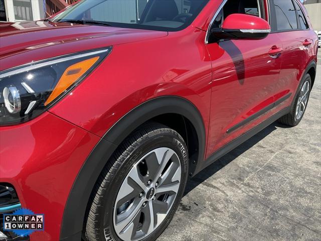Photo of 2022 Runway Red Kia Niro EV