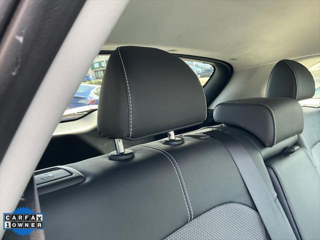 Photo of 2022 Runway Red Kia Niro EV