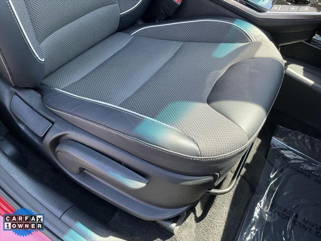 Photo of 2022 Runway Red Kia Niro EV