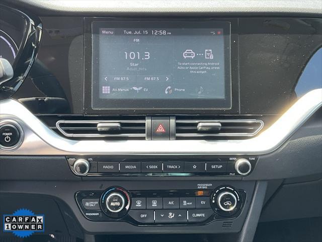 Photo of 2022 Runway Red Kia Niro EV