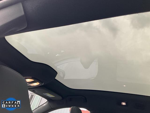 Photo of 2023 Onyx Black Metallic Volvo C40 Recharge Pure Electric