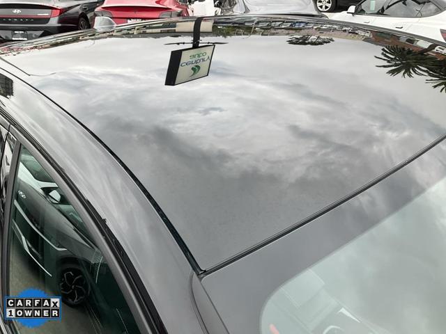 Photo of 2023 Onyx Black Metallic Volvo C40 Recharge Pure Electric