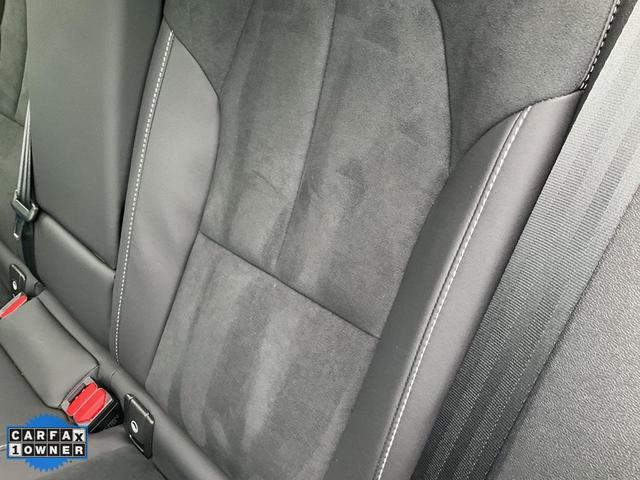 Photo of 2023 Onyx Black Metallic Volvo C40 Recharge Pure Electric