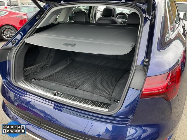 Photo of 2021 Navarra Blue Metallic Audi e-tron