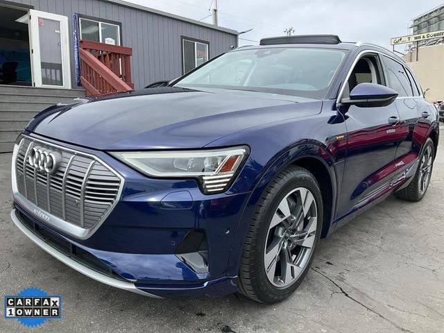 Photo of 2021 Navarra Blue Metallic Audi e-tron
