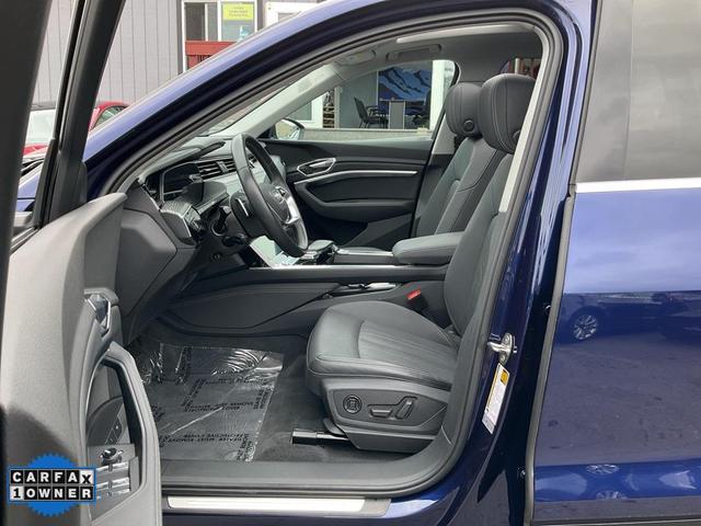 Photo of 2021 Navarra Blue Metallic Audi e-tron