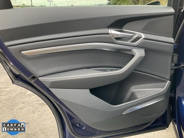 Photo of 2021 Navarra Blue Metallic Audi e-tron