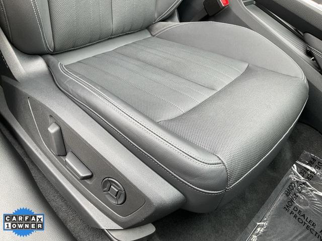 Photo of 2021 Navarra Blue Metallic Audi e-tron