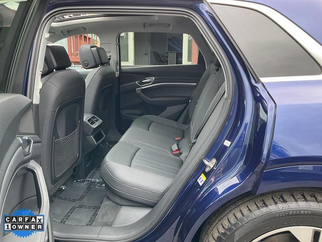 Photo of 2021 Navarra Blue Metallic Audi e-tron