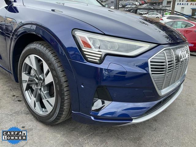 Photo of 2021 Navarra Blue Metallic Audi e-tron