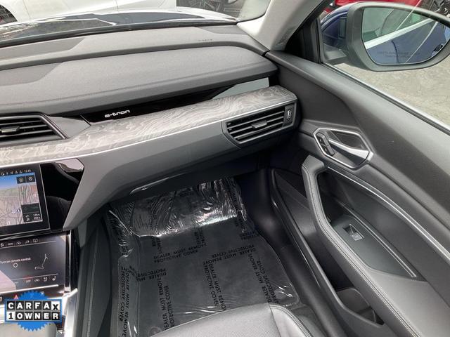Photo of 2021 Navarra Blue Metallic Audi e-tron