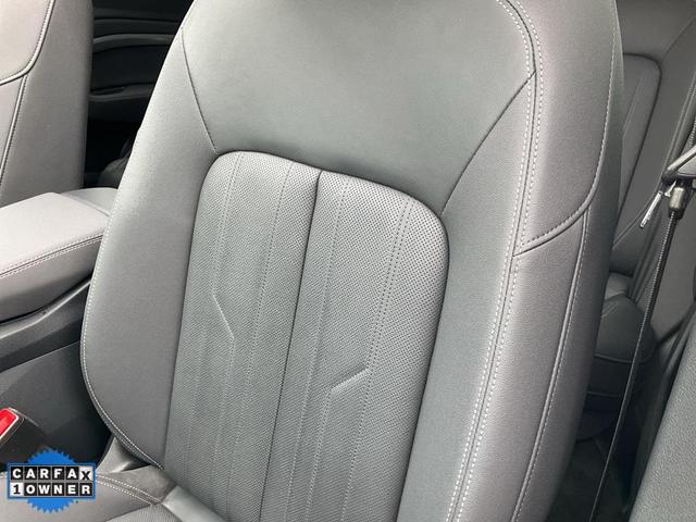 Photo of 2021 Navarra Blue Metallic Audi e-tron