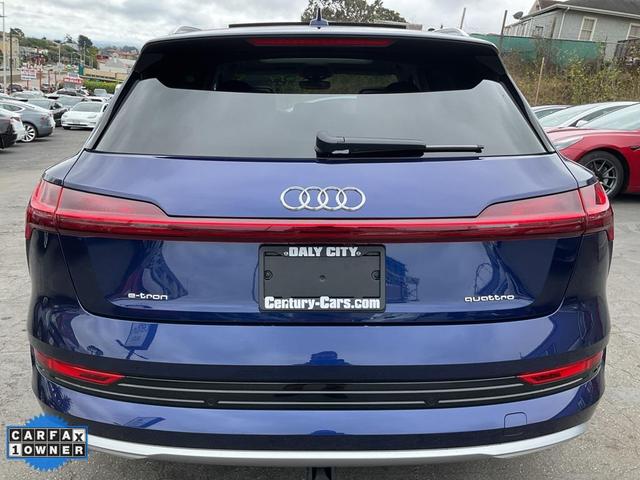 Photo of 2021 Navarra Blue Metallic Audi e-tron