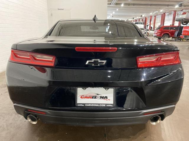 Photo of 2016 Black Chevrolet Camaro