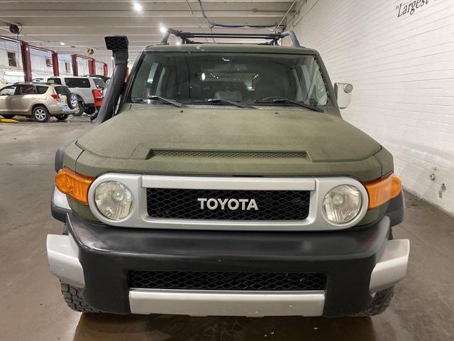 Photo of 2010 Army Green Toyota FJ Cruiser
