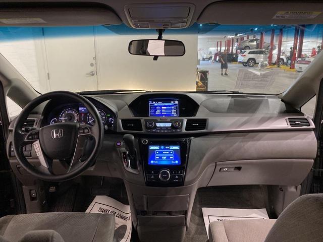 Photo of 2016 Modern Steel Metallic Honda Odyssey