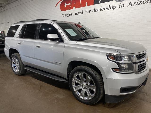 Photo of 2015 Silver Ice Metallic Chevrolet Tahoe