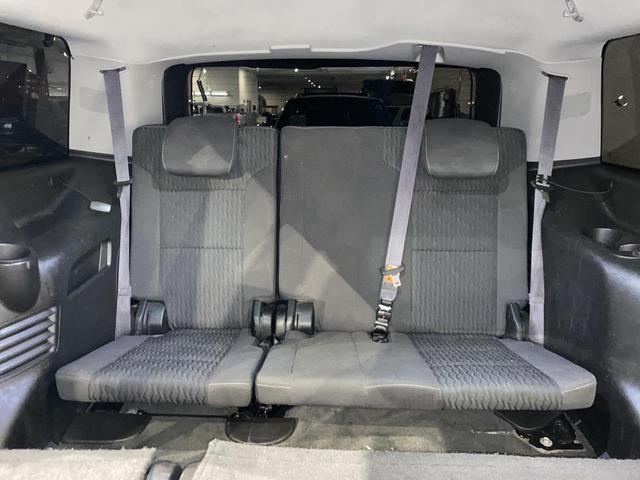 Photo of 2015 Silver Ice Metallic Chevrolet Tahoe
