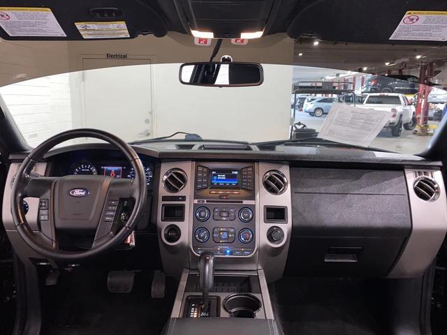 Photo of 2016 Shadow Black Ford Expedition