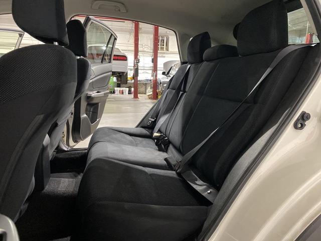 Photo of 2017 Crystal White Pearl Subaru Crosstrek
