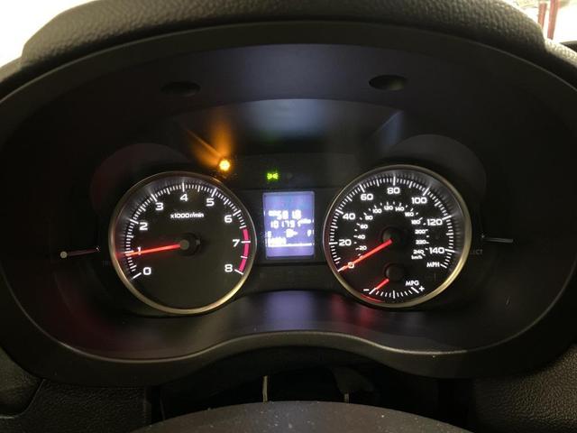 Photo of 2017 Crystal White Pearl Subaru Crosstrek