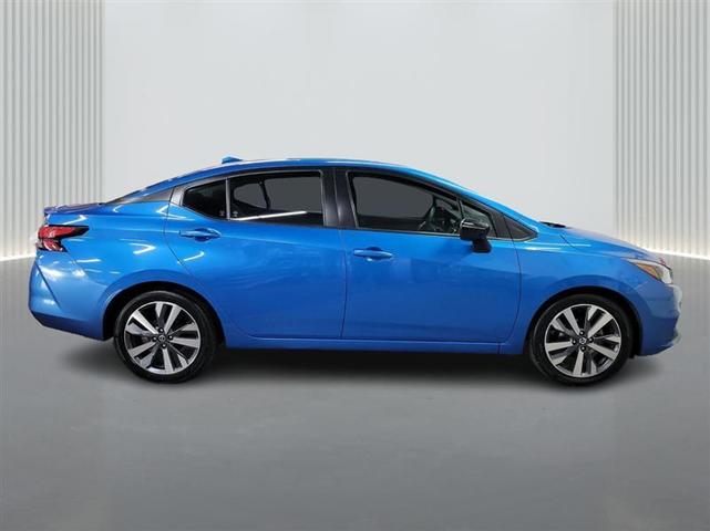 Photo of 2020 Electric Blue Metallic Nissan Versa