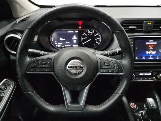 Photo of 2020 Electric Blue Metallic Nissan Versa
