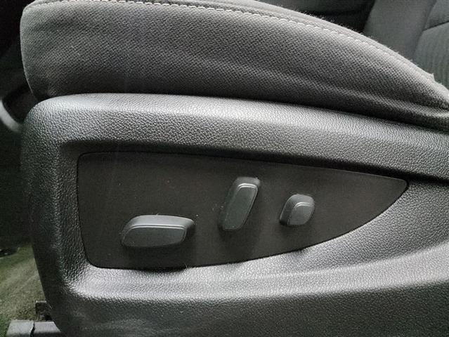 Photo of 2017 Gray GMC Yukon