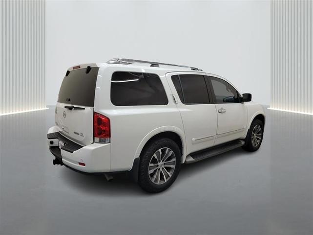 Photo of 2015 Pearl White Nissan Armada
