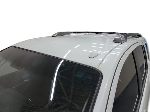 Photo of 2015 Pearl White Nissan Armada